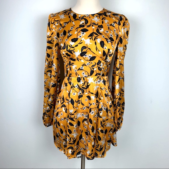 Tularosa Dresses & Skirts - Tularosa Brixton Marigold Blossom Floral Dress XS